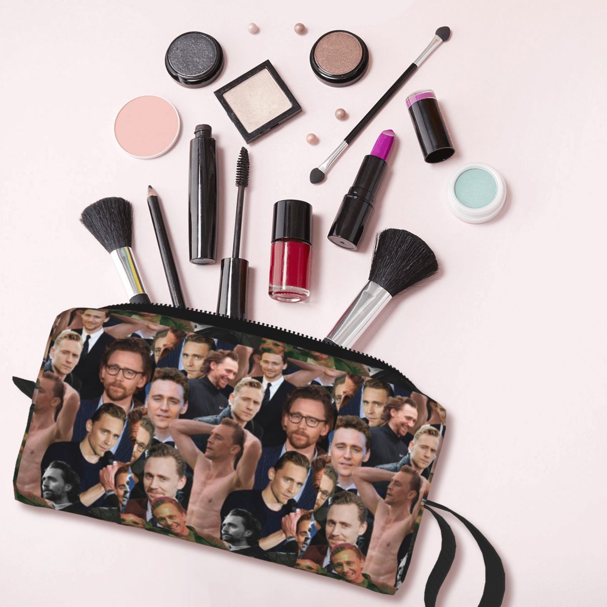ทอม ฮิลเดลสตัน โฟโต้คอลลาจกระเ - Photo Beauty Makeup บทวิจารณ์และราคา