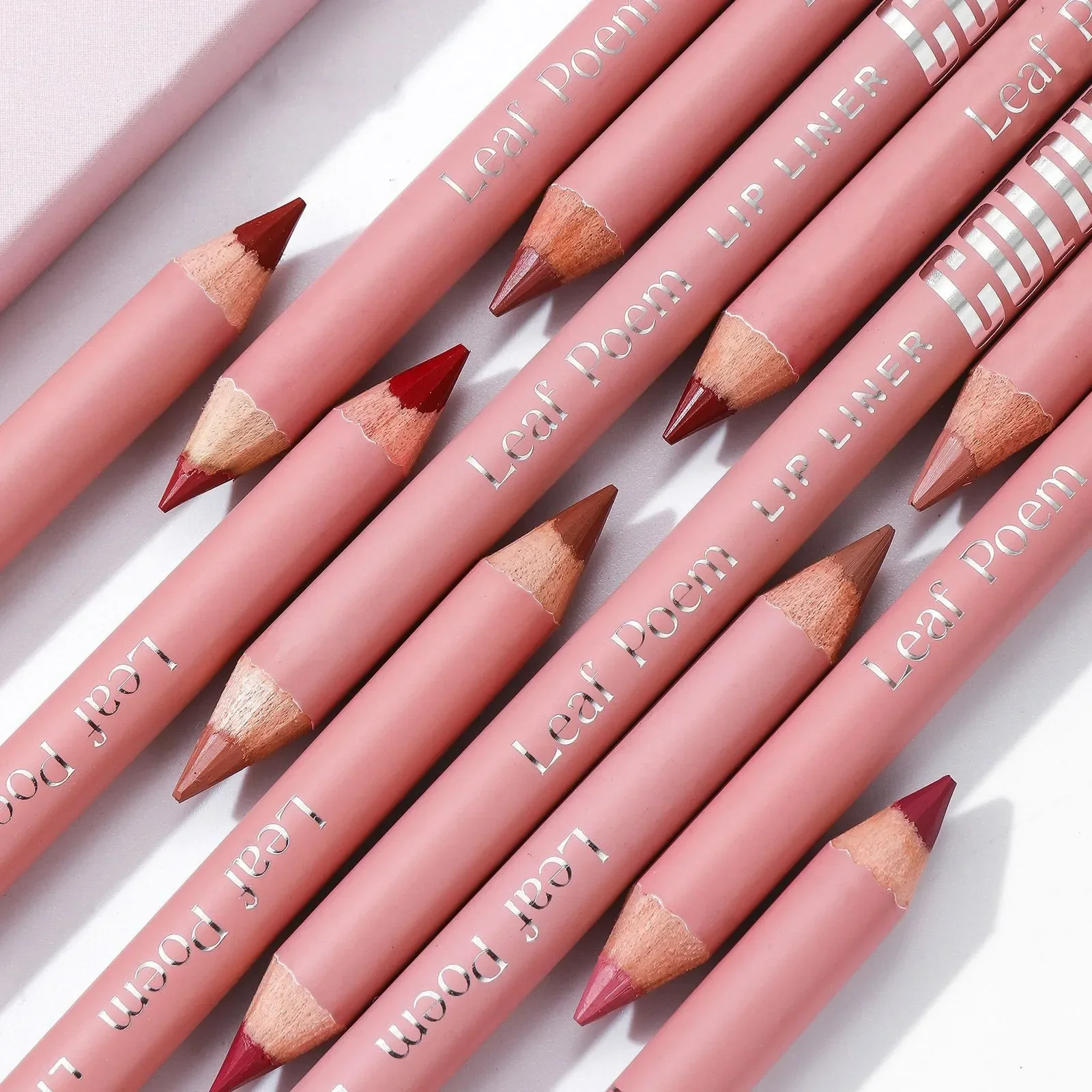Nude Brown Lip Liner ดินสอลิปส - Lip Liner Pencil บทวิจารณ์และราคา